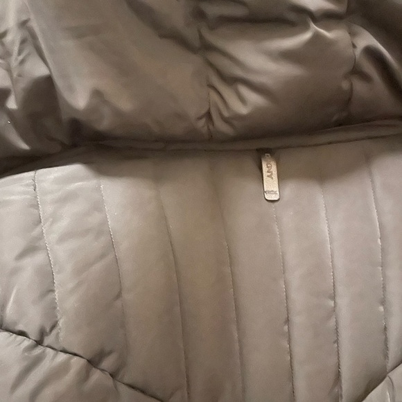 NWT DKNY Quilted Shell Hooded Long Jacket - Picture 13 of 14